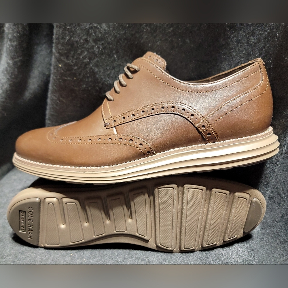 Cole Haan Men's OriginalGrand Wingtip Oxford shoes